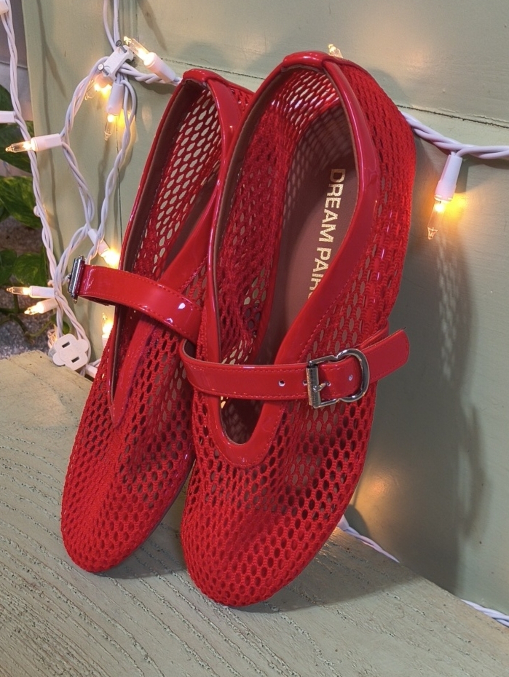 Women's Dream Paris Bright Red Mesh Patent Mary Buckle Ballet Flats 6